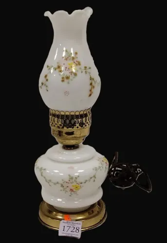 WHITE GLASS LAMP WITH PAINTED DIRT MOTIF