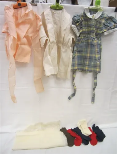 ANTIQUE AND VINTAGE GIRL'S CLOTHES