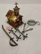 COLLECTIBLES: PIPE CLEANER, KNIFE RESTS, SWORD LETTER OPENER, MUSIC BOX